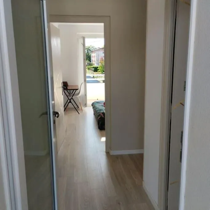 Apartment Appartement Verdoyant Au Bord Du Lac Leman Entre Evian Et Thonon Dans Une Villa Publier