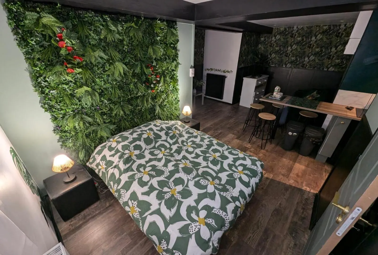Apartment Appartement Verdoyant Au Bord Du Lac Leman Entre Evian Et Thonon Dans Une Villa Publier