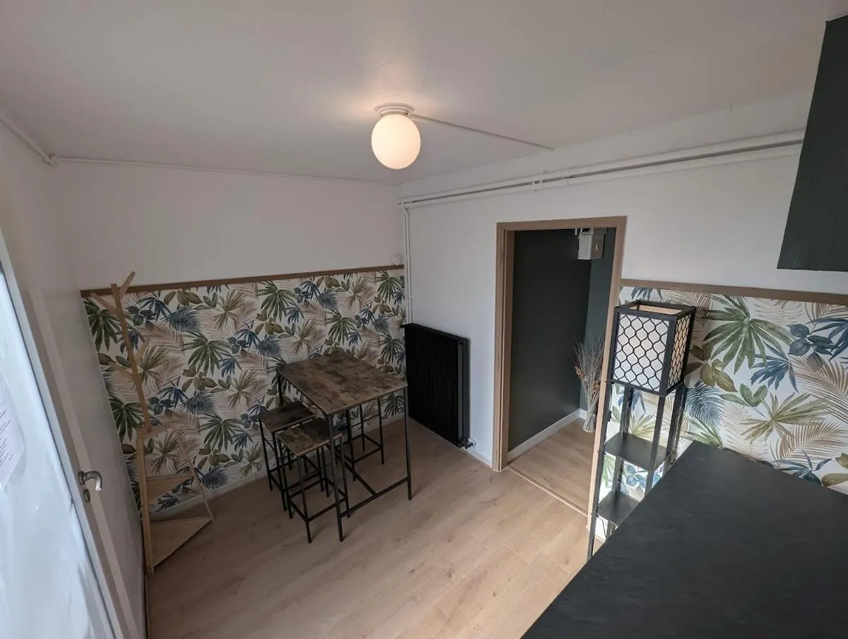 Apartment Appartement Verdoyant Au Bord Du Lac Leman Entre Evian Et Thonon Dans Une Villa Publier