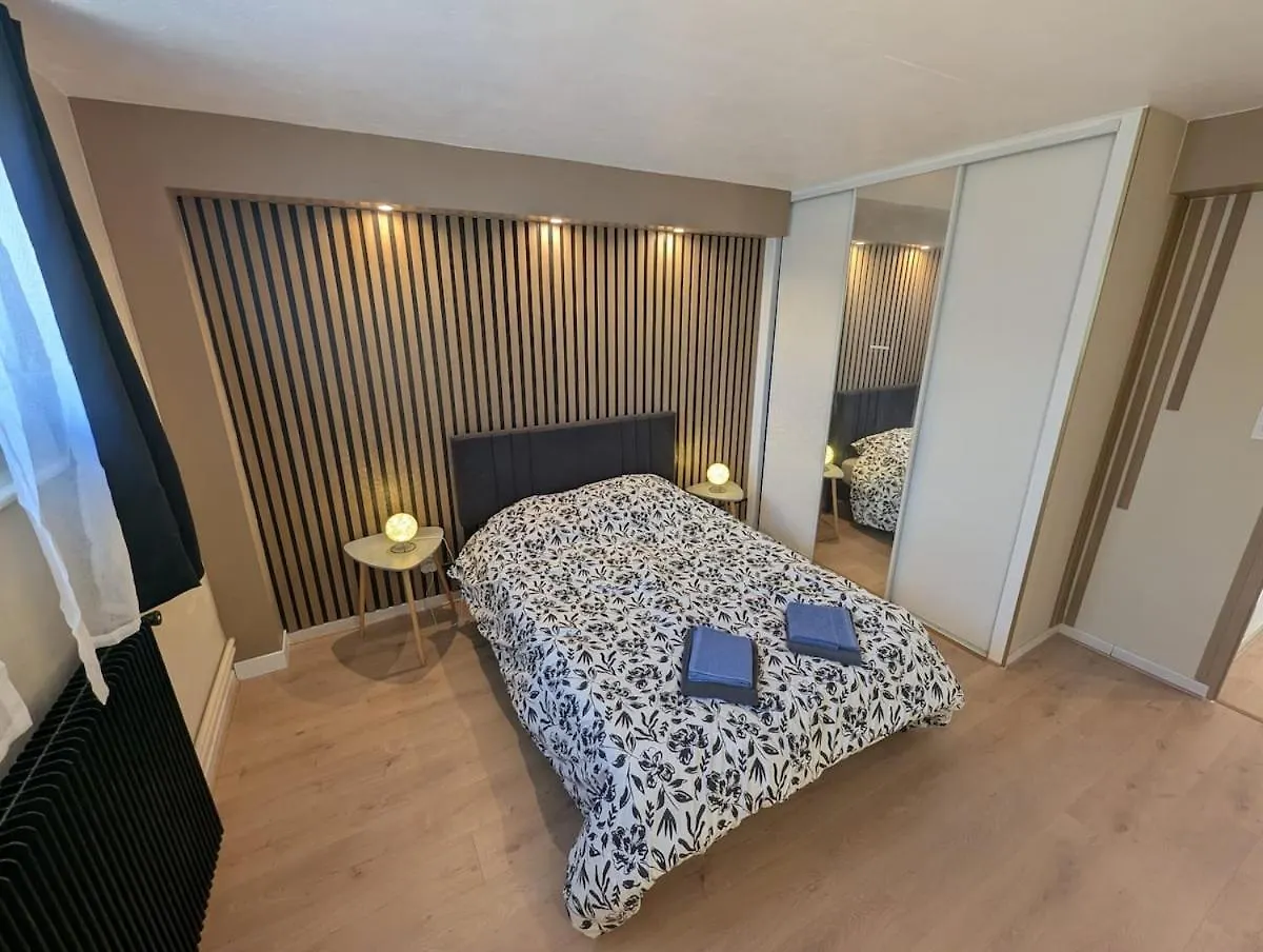 Appartement Verdoyant Au Bord Du Lac Leman Entre Evian Et Thonon Dans Une Villa Publier 0*,